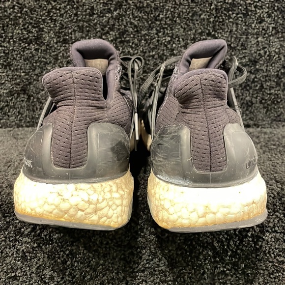 Adidas Ultraboost - Picture 4 of 4